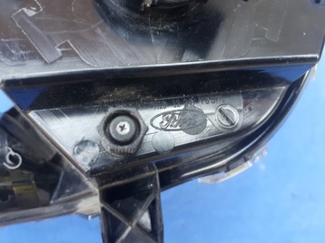 FORD KUGA 13-16 HALOGEN PRAVÝ SMĚROVKA
