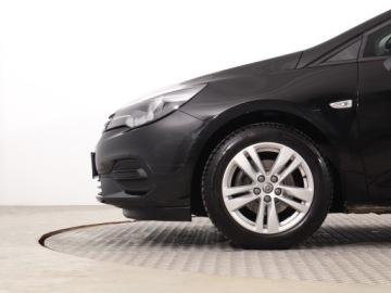 Opel Astra K Hatchback Facelifting 1.2 Turbo 110KM 2020 Opel Astra 1.2 Turbo, Salon Polska, 1. Właściciel, zdjęcie 13