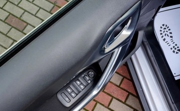 Peugeot 2008 I SUV Facelifting 1.2 PureTech 110KM 2018 Peugeot 2008 ALLURE Lift Ledy Navi Kamera Skrzynia AUTOMAT Zadbany 1.2, zdjęcie 12