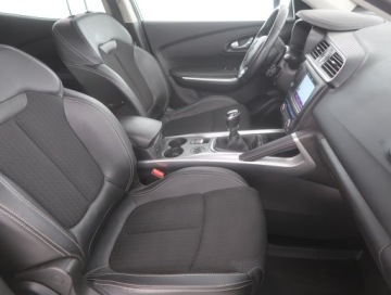 Renault Kadjar Crossover 1.2 Energy TCe 130KM 2016 Renault Kadjar 1.2 TCe, Salon Polska, zdjęcie 8