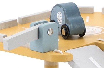 ДЕРЕВЯННАЯ ПАРКОВКА Гараж Вертолет ВИГА 3+ машины