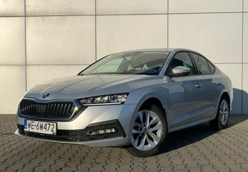 Skoda Octavia IV Liftback 1.5 TSI EVO 150KM 2022 Skoda Octavia Kamera Parktronic Led Virtual Kokpit Tempomat Asystent