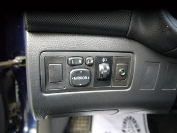 Toyota Avensis I Kombi 1.8 129KM 2003 Toyota Avensis 1.8 bez rdzy i korozji bezwypadkowy, zdjęcie 32