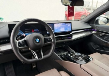 BMW Seria 5 G90-91 2025 BMW Seria 5 I wlasciciel M Sport Hak Gwarancja Bezwypadkowy FVAT23, zdjęcie 26
