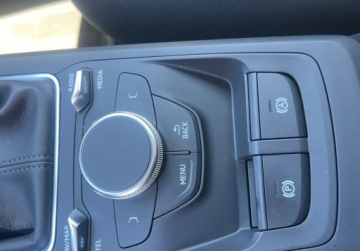 Audi Q2 SUV 1.0 30 TFSI 116KM 2020 Audi Q2 Klimatyzacja Nawigacja Radio Benzyna 116KM, zdjęcie 13