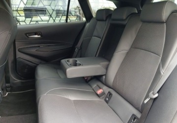 Toyota Corolla XII TS Kombi Facelifting 2.0 Hybrid Dynamic Force 196KM 2024 Toyota Corolla Corolla Executive JBL HUD FV23 Salon PL Serwis ASO, zdjęcie 6