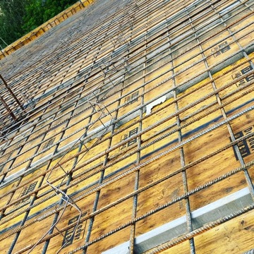 Стальное расстояние между арматурой ЗЭТ 120 мм.