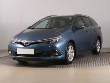 Toyota Auris II Touring Sports Facelifting 1.6 Valvematic 132KM 2016 Toyota Auris 1.6 Valvematic, Salon Polska, zdjęcie 1