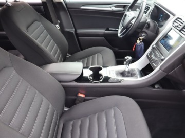 Ford Mondeo V Sedan 2.0 TDCi 150KM 2016 Ford Mondeo 2.0 TDCI, Salon Polska, Klima, zdjęcie 7