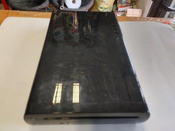 NINTENDO WII U 32 ГБ + ГЕЙМПАД + КОРОБКА + 2 ИГРЫ