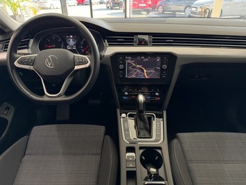 Volkswagen Passat B8 Variant Facelifting 2.0 TDI SCR 150KM 2022 Volkswagen Passat EVO Business / LED / 1właściciel, zdjęcie 12