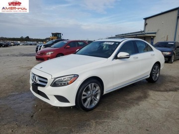 Mercedes Klasa C W205 2020 Mercedes-Benz Klasa C 2020r., 300 4 MATIC, od ubezpieczalni 2.0 Benzyna
