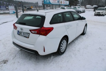 Toyota Auris II Touring Sports Facelifting 1.4 D-4D 90KM 2015 Toyota Auris Salon Polska Gwarancja Klima AU, zdjęcie 5