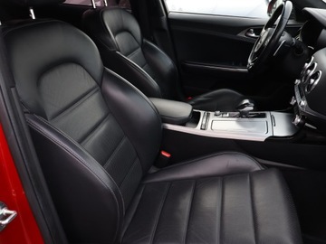 Kia Stinger Liftback 2.0 T-GDI 255KM 2017 Kia Stinger 2.0 T-GDI, Salon Polska, Serwis ASO, zdjęcie 8