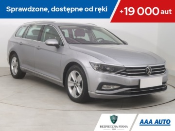 Volkswagen Passat B8 Variant Facelifting 2.0 TDI SCR 150KM 2023 VW Passat 2.0 TDI, Salon Polska, 1. Właściciel