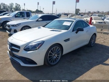 Mercedes SLC 2019 Mercedes-Benz SLC 2019 Mercedes-Benz SLC SLC 300 Roadster 2.0 Benzyna 241KM, zdjęcie 2