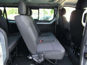 Renault Trafic III Combi 2.0 dCi  150KM 2025 Renault Trafic RENAULT Trafic Combi Grand EQUILIBRE Blue dCi 170, Od reki, zdjęcie 11