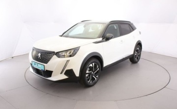 Peugeot 2008 II SUV 1.2 PureTech 130KM 2022 Peugeot 2008 PureTech 130 AUTOMAT EAT8 Allure Pack Perla SalonPL od R, zdjęcie 1