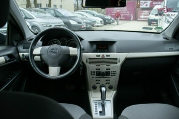 Opel Astra H Hatchback 5d 1.9 CDTI ECOTEC 120KM 2009 Opel Astra * R E Z E R W A C J A *, zdjęcie 25