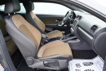 Volkswagen Scirocco III Coupe 2.0 TDI-CR DPF 140KM 2014 Volkswagen Scirocco SportLine Pol-SkoraAlcantara PanoramaNaviKlimatronic, zdjęcie 5