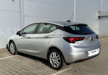 Opel Astra K Hatchback 5d 1.4 Turbo 125KM 2018 Opel Astra 1.4 T 125KM MT6 Enjoy Salon PL FV23 1.4 Benzyna 125KM, zdjęcie 5