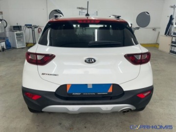 Kia Stonic I Crossover 1.4 DOHC 100KM 2018 Kia Stonic 1.4i Spirit Mega Opcja Bezwypadkowa 1.4 Benzyna 100KM, zdjęcie 4