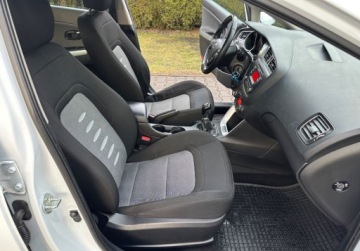 Kia Ceed II Kombi 1.6 GDI 135KM 2013 Kia Ceed 1,6 GDI 135KM Climatronic Led Bezwypadkowy SERWIS Dla wymagaja, zdjęcie 21