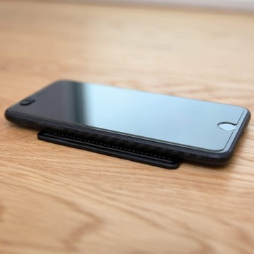 ПРОТИВОСКОЛЬЗЯЩИЙ КОВрик ДЛЯ АВТОМОБИЛЬНОГО ТЕЛЕФОНА