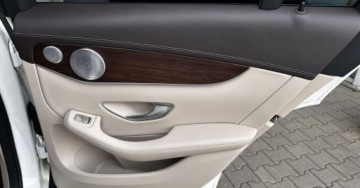 Mercedes GLC C253 SUV Facelifting 2.0 220d 194KM 2020 Mercedes-Benz GLC SalonPL 4Matic AMG Line Kamera360 Burmester CarPlay Andr, zdjęcie 28