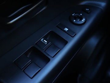 Kia Venga Mikrovan 1.6 DOHC CVVT 125KM 2012 Kia Venga 1.6 CVVT, Automat, Klima, Klimatronic, zdjęcie 16