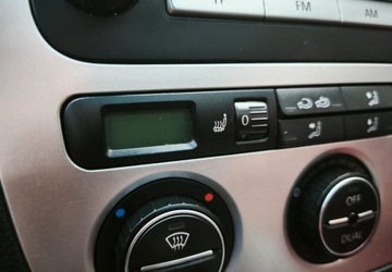 Volkswagen EOS Coupe Cabrio 2.0 TDI DPF 140KM 2008 Volkswagen Eos Volkswagen Eos 2.0 TDI DPF 2.0 Diesel 140KM, zdjęcie 20