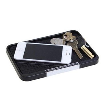 Antypoślizgowy stojak na deskę rozdzielczą samochodu