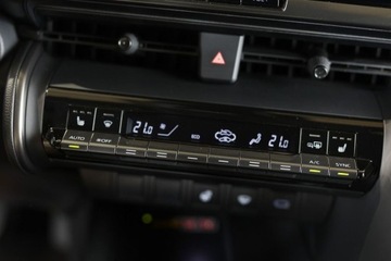 Toyota C-HR II SUV 2.0 Hybrid Dynamic Force 197KM 2023 Toyota C-HR 2.0 Hybrid Dynamic Force Style AWD 2.0 Hybryda 197KM, zdjęcie 18