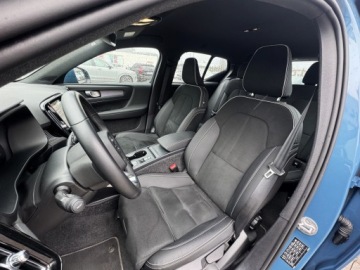 Volvo XC40 Crossover Facelifting 2.0 B3 163KM 2025 Volvo XC 40 XC40 B3 Benzyna | aut | Core | FV23% |, zdjęcie 18