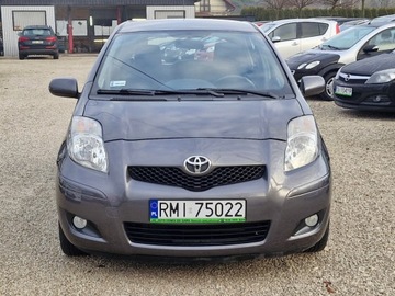 Toyota Yaris II Hatchback 5d 1.33 Dual VVT-i 101KM 2010 Toyota Yaris Sliczna salonowa 2010r 1.3B zarejestrowana 112tys km 100 bezw, zdjęcie 1