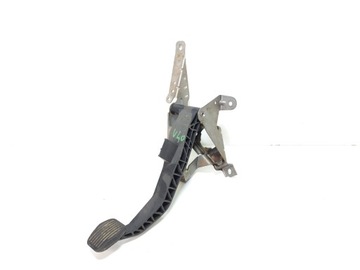 VOLVO V40 II PEDAL SPRZEGLA MOCOWANIE