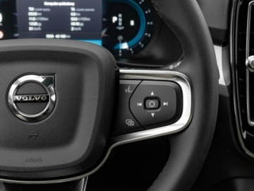 Volvo XC40 Crossover Facelifting 2.0 B3 163KM 2023 Volvo XC 40 WD1972T#B3 Plus Dark Podgrz.f I kier, zdjęcie 16