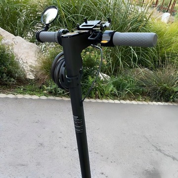 КОНВЕКЦИОННОЕ, РЕГУЛИРУЕМОЕ ВЕЛОСИПЕДНОЕ ЗЕРКАЛО ДЛЯ СКУТЕРА НА РУЛЬ