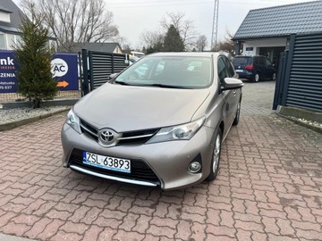 Toyota Auris I Hatchback 3d Facelifting 1.6 Valvematic 132KM 2013 Toyota Auris Sprowadzona Ubezpieczona Zarejestrowana, zdjęcie 1