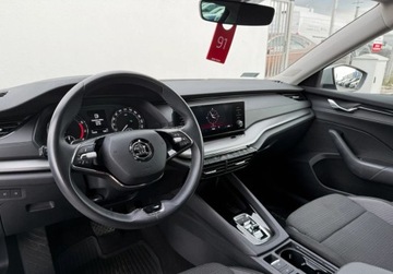 Skoda Octavia IV Liftback 1.5 TSI e-Tec Mild Hybrid 150KM 2021 Skoda Octavia Reflektory LED Kamera Keyless Lane Assist Salon PL FVAT, zdjęcie 13