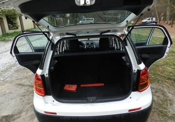 Fiat Sedici 1.6 16v 120KM 2012 Fiat Sedici Sliczny w pelni sprawny wygodny ekonomiczny 1.6 Benzyna 120KM, zdjęcie 11