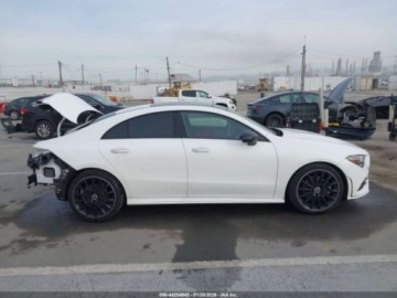 Mercedes CLA C118/X118 2021 Mercedes-Benz CLA 250 2021 2.0 Benzyna 221KM, zdjęcie 6