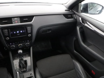 Skoda Octavia III RS Kombi 2.0 TDI 184KM 2016 Skoda Octavia 2.0 TDI, Salon Polska, 181 KM, DSG, zdjęcie 7