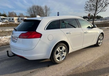 Opel Insignia I Sports Tourer 2.0 CDTI ECOTEC 130KM 2010 Opel Insignia 2,0 Diesel 130 KM, Full Opcja 2.0 Diesel 130KM, zdjęcie 3
