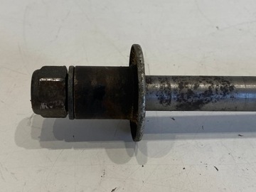 SUZUKI GSX 400E 400 E 82-87 ОСЬ ШПИЛЬКИ КОЛЕСА