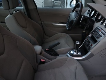 Peugeot 308 I Hatchback 5d 1.6 HDi 16V 109KM 2008 Peugeot 308 1.6 HDi, Automat, Navi, Klima, zdjęcie 8