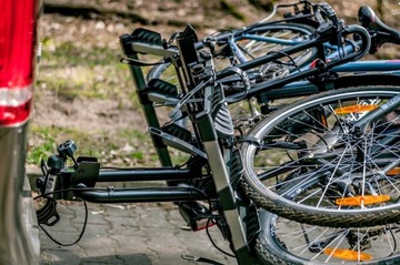 ЗАКРЫТАЯ ПЛАТФОРМА ДЛЯ ВЕЛОСИПЕДОВ НА КРЮЧКЕ INTER PACK SPIDER 4 BIKES + РЕМЕНЬ