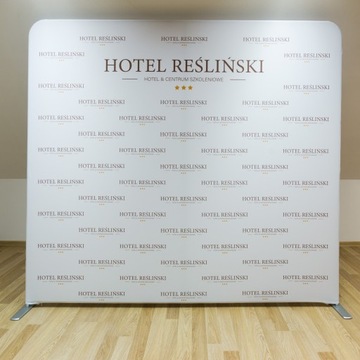 ТЕКСТИЛЬНАЯ рекламная стена 250х228см