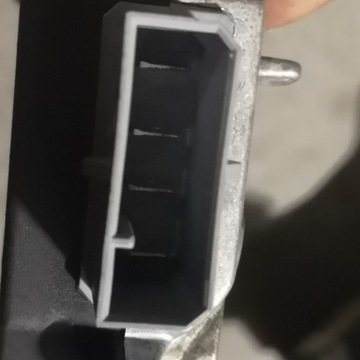 REZISTOR DMYCHADLA OPEL VECTRA 73421312 U