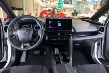 Toyota C-HR II SUV 2.0 Hybrid Dynamic Force 197KM 2024 Toyota C-HR 2.0 Hybrid Dynamic Force GR Sport 2.0 Hybryda 197KM, zdjęcie 4